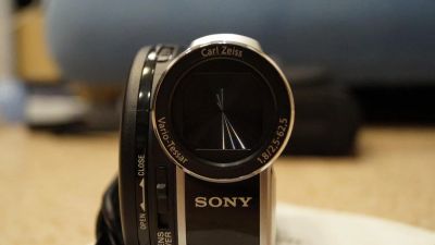 Лот: 8180003. Фото: 1. Видеокамера Sony Handycam DCR-DVD710E... Видеокамеры
