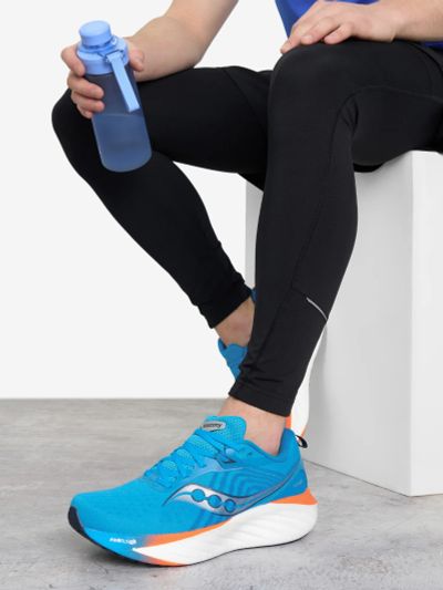 Лот: 24915816. Фото: 1. Кроссовки мужские Saucony Triumph... Другое (одежда, обувь, галантерея)