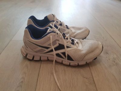 Лот: 10012284. Фото: 1. Кроссовки для бега Reebok Smooth... Кеды, кроссовки, слипоны