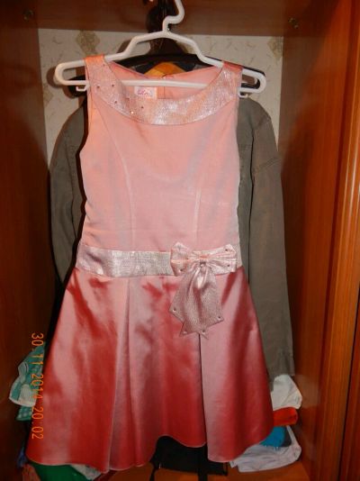Лот: 4815333. Фото: 1. Розовое платье. Платья