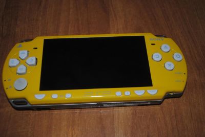 Лот: 3805715. Фото: 1. Sony PlayStation Portable Slim... Игровые приставки, консоли