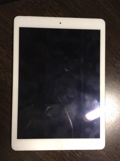 Лот: 12567869. Фото: 1. Ipad air на запчасти или под восстановление. Планшеты