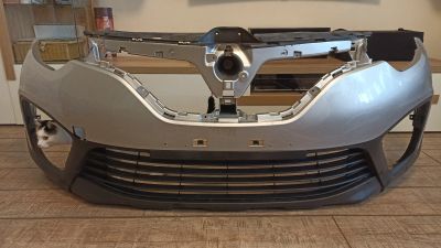 Лот: 20681595. Фото: 1. Бампер передний Renault Kaptur... Кузов