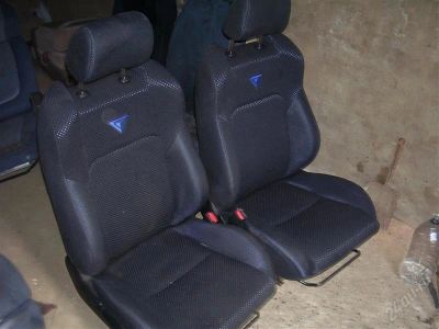 Лот: 1168614. Фото: 1. передние сидения CALDINA 240 2007... Автомобили