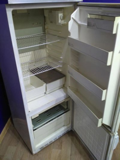 Лот: 9875467. Фото: 1. Холодильник Бирюса Б-18 (до 2000г... Холодильники, морозильные камеры