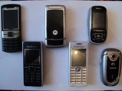 Лот: 2025955. Фото: 1. sony ericsson samsung 6 телефонов... Кнопочные мобильные телефоны
