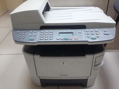 Лот: 9677742. Фото: 1. Принтер HP LaserJet M2727nf требует... МФУ и копировальные аппараты