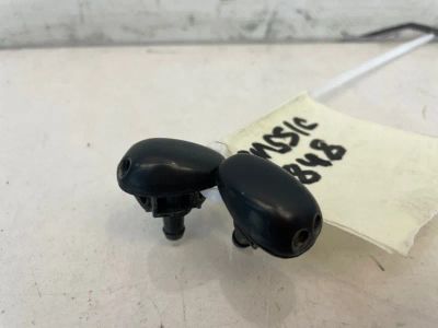 Лот: 24591972. Фото: 1. форсунка омывателя Nissan Almera... Двигатель и элементы двигателя