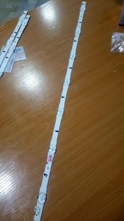 Лот: 11371546. Фото: 1. LED-подсветка D4GE-320DC0-R3 для... Светодиоды