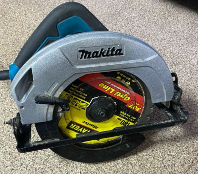 Лот: 20320105. Фото: 1. Циркулярная пила Makita HS7000... Электроинструмент