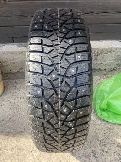 Лот: 18067124. Фото: 1. Bridgestone Spike-02. Шины