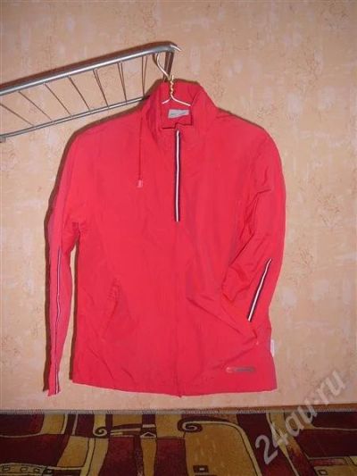 Лот: 297446. Фото: 1. Ветровка-непродувайка. Верхняя одежда