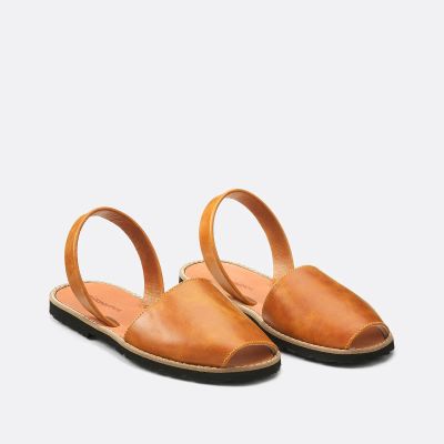 Лот: 25347290. Фото: 1. Кожаные LaRedoute. Другое (одежда, обувь, галантерея)