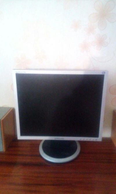 Лот: 9865211. Фото: 1. Samsung Syncmaster 940n 19". ЖК-мониторы