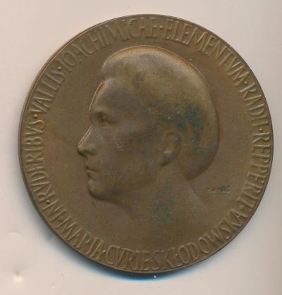 Лот: 16725677. Фото: 1. Польша медаль Мария Складовская-Кюри... Юбилейные