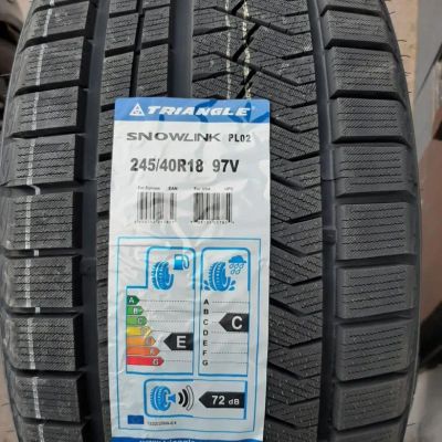 Лот: 24567070. Фото: 1. Зимняя резина 245/40 R-18 "Triangle... Шины
