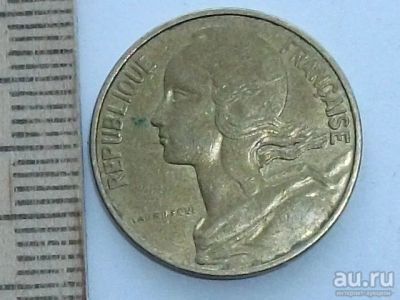 Лот: 8576275. Фото: 1. Монета 10 сантим Франция 1982... Европа