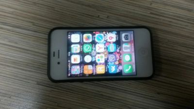 Лот: 6386923. Фото: 1. iphone 4 8gb. Смартфоны