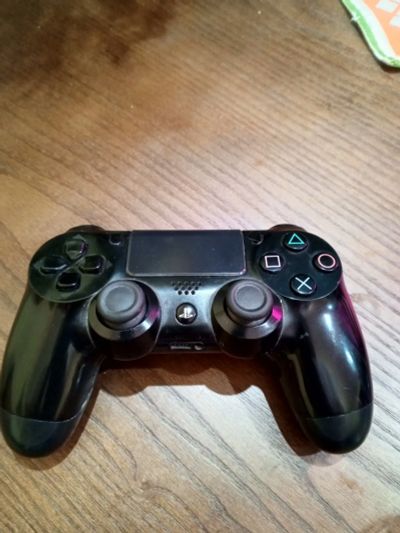 Лот: 21241536. Фото: 1. Джойстик номер два dualshock 4... Аксессуары для игровых приставок, консолей, геймпады
