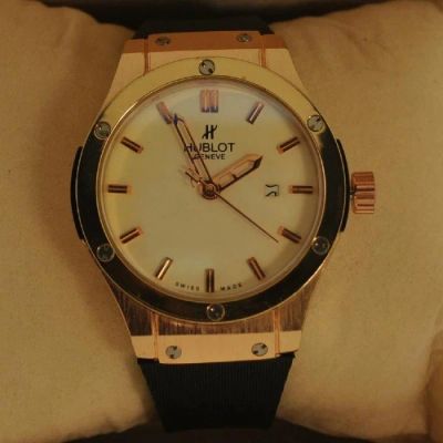 Лот: 9619264. Фото: 1. Наручные часы Hublot №1815. Другие наручные часы
