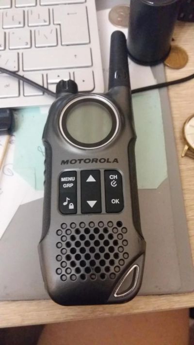 Лот: 6733187. Фото: 1. Рация Motorola TLKR -T8. Другое (туризм)
