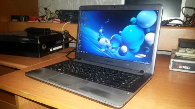 Лот: 12773139. Фото: 1. Ноутбук Samsung 355V4C-s01ru... Ноутбуки