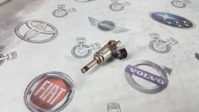 Лот: 23586314. Фото: 1. Форсунка Nissan Note HR12DDR 16600-3VA0A. Двигатель и элементы двигателя