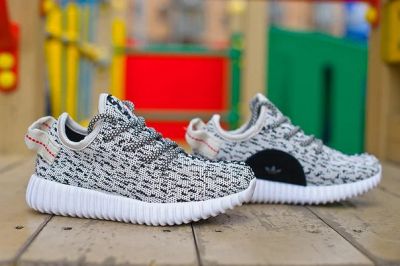 Лот: 7515663. Фото: 1. Adidas Yeezy Boost 350 детские... Другое (обувь)