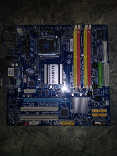 Лот: 16088665. Фото: 1. материнская плата LGA775 Gigabyte... Материнские платы