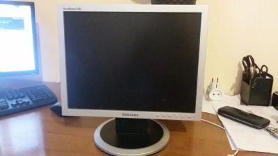 Лот: 11272053. Фото: 1. Монитор Samsung SyncMaster 540N. ЖК-мониторы
