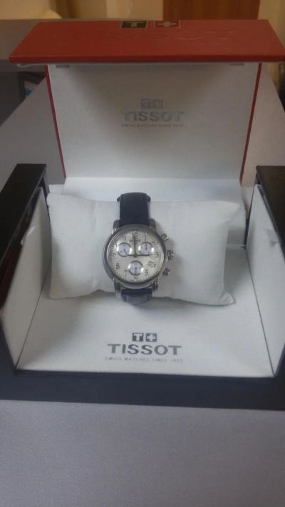 Лот: 8891177. Фото: 1. Часы женские Tissot T050217A. Оригинальные наручные часы