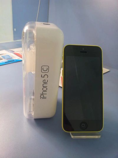 Лот: 7034825. Фото: 1. Iphone 5C 16GB Yellow (Полный... Смартфоны