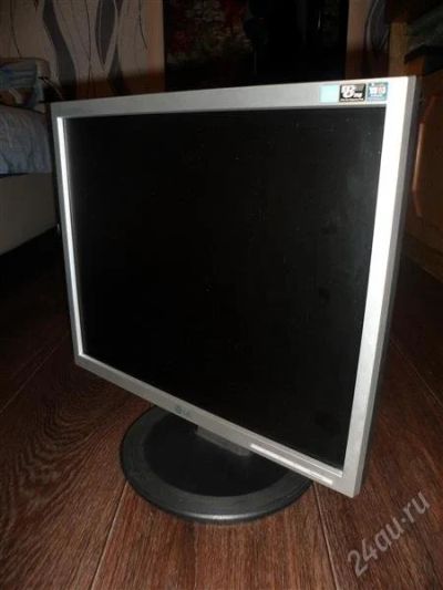 Лот: 1751175. Фото: 1. Монитор LG Flatron L1750E диагональю... ЖК-мониторы