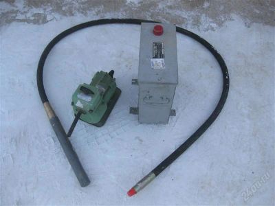 Лот: 2432921. Фото: 1. Вибратор 380V. Электроинструмент