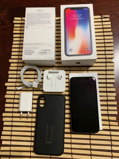 Лот: 12884738. Фото: 1. Продам iPhone x 256gb. Защитные стёкла, защитные плёнки