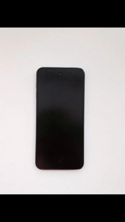 Лот: 3692769. Фото: 1. Ipod Touch 5 Black. Плееры