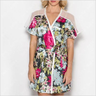 Лот: 5438676. Фото: 1. Короткий халат (кимоно) с цветочным... Домашняя одежда