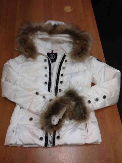 Лот: 3214899. Фото: 1. Пуховик женский "Bogner". Верхняя одежда