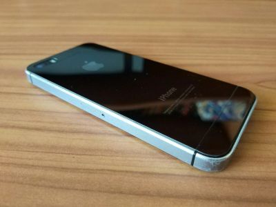 Лот: 11597363. Фото: 1. Смартфон iPhone 5s 32gb Space... Смартфоны