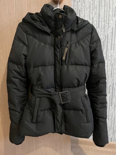 Лот: 25793124. Фото: 1. Куртка женская Adidas. Верхняя одежда
