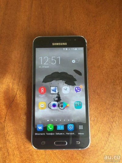 Лот: 13798486. Фото: 1. Samsung J3. Смартфоны