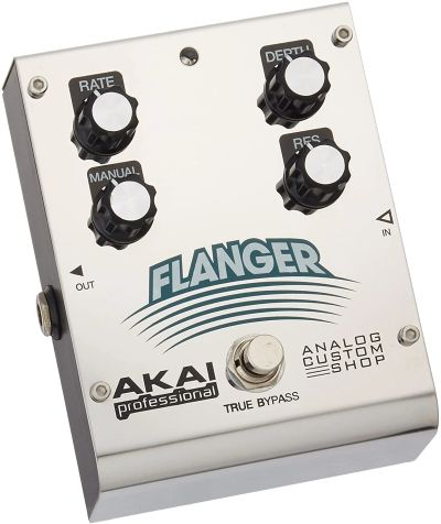 Лот: 19026389. Фото: 1. Akai Analog Custom Shop Flanger... Гитарные эффекты и комбоусилители