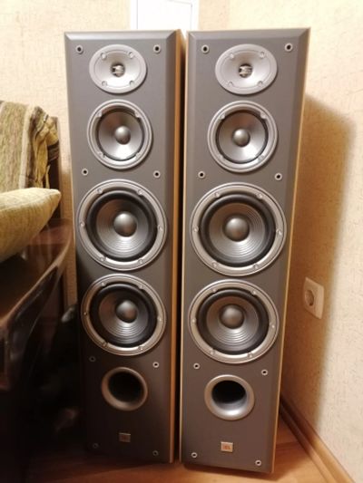 Лот: 19127703. Фото: 1. Колонки JBL E80. Пассивные акустические системы