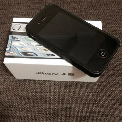 Лот: 6482394. Фото: 1. Iphone 4s 16gb. Смартфоны