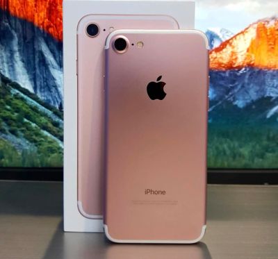 Лот: 10822272. Фото: 1. iPhone 7 32GB розовый в идеальном... Смартфоны