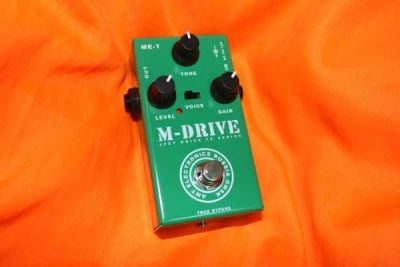 Лот: 10685523. Фото: 1. AMT M-Drive ME-1. Гитарные эффекты и комбоусилители