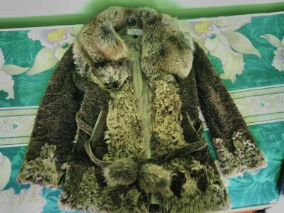 Лот: 11445642. Фото: 1. Шубка. Накидки, шубы