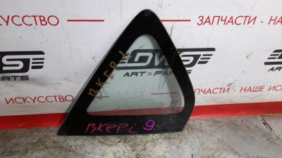 Лот: 17085437. Фото: 1. Стекло собачника Mazda Axela BKEP... Другое (автозапчасти)