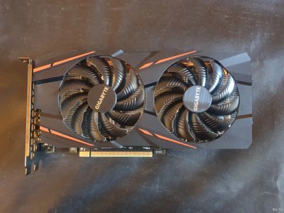 Лот: 17983885. Фото: 1. Gigabyte rx580 8gb. Видеокарты