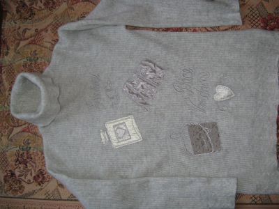 Лот: 13148613. Фото: 1. молодежный свитер свитшот с вышивками... Свитера, кофты, трикотаж
